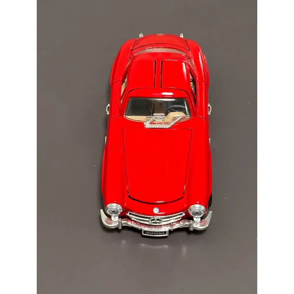 Sunnyside 1954 Mercedes Benz 300SL Gull Wing Coupe Red SS7720 1:24